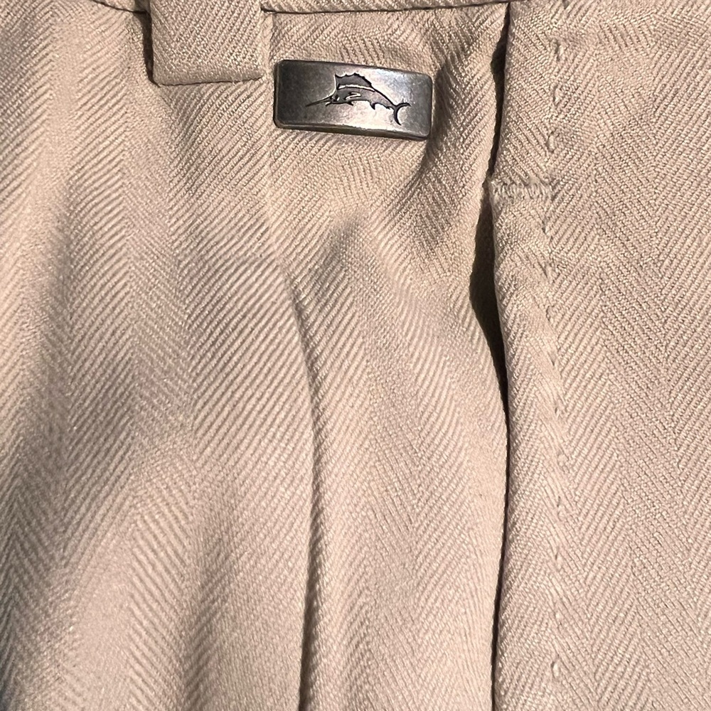 Tommy Bahama Mens Silk Dress Pants Beige Pants with Silver Logo Accent